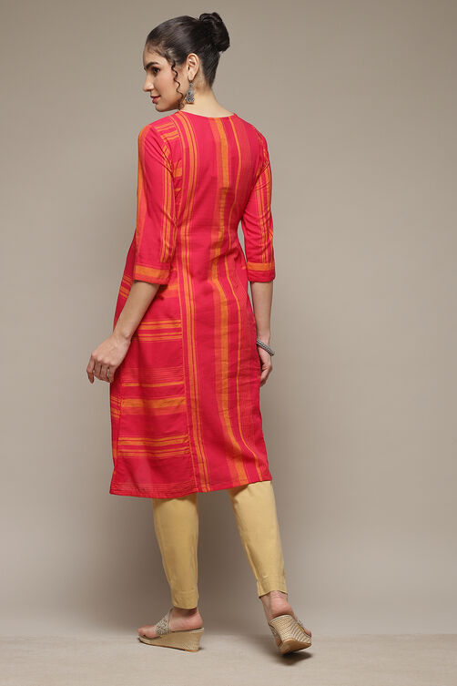Fuschia Viscose Blend Straight Kurta image number 4